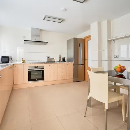 Poseidon De Lujo Apartment *
