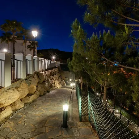 Poseidon De Lujo Apartment *
