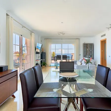 Poseidon De Lujo Apartment *