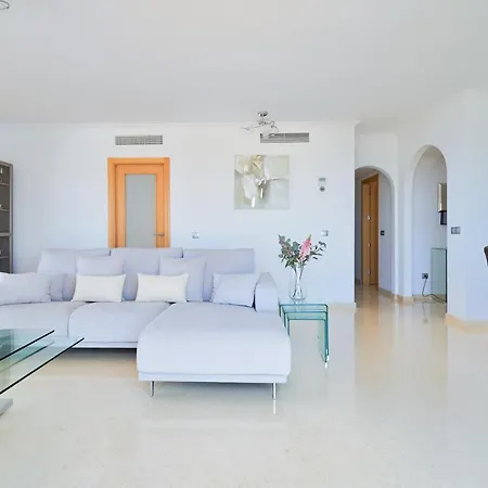 Poseidon De Lujo Apartment *
