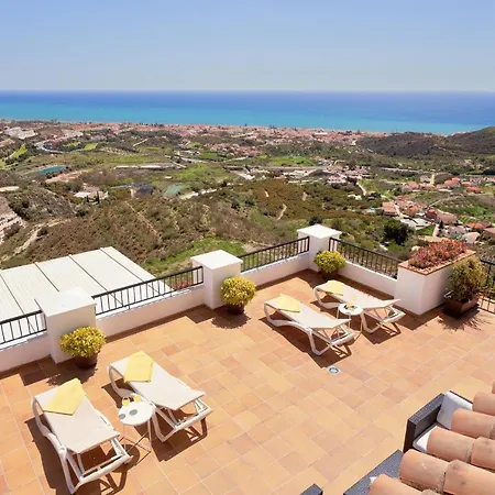 Poseidón // La Zenaida Luxury Málaga